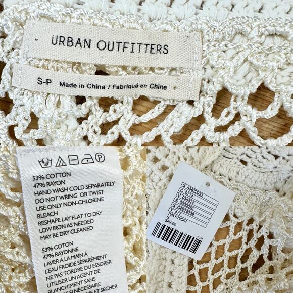 Urban Outfitters Corey ivory crochet doily sweater halter top size small NWT - Picture 11 of 16